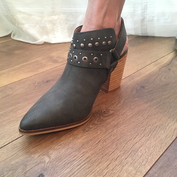 Sale ASH BLUE/GRAY EMBELLISHED SLING BACK - Picture 10 of 13